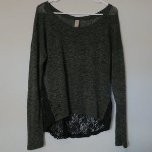 Green Lace-Back Long-Sleeved Top